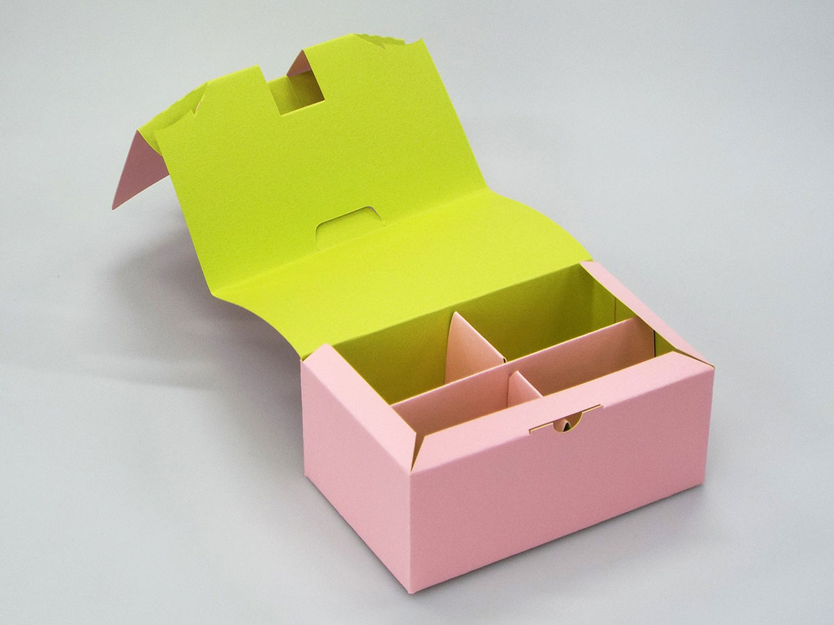 飛び出るひな人形化粧箱パッケージ02