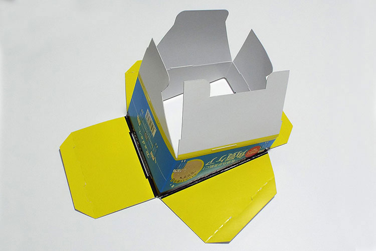 チューブ容器商品のカウンター什器組み立て01イメージ